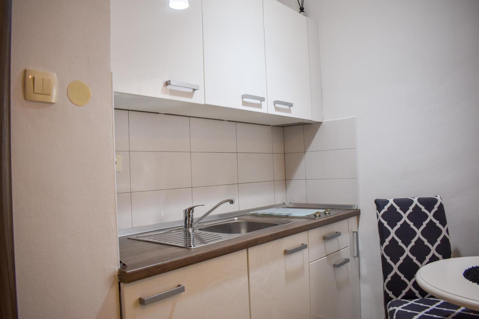 Apartmani Amra Нови-Винодолски Экстерьер фото