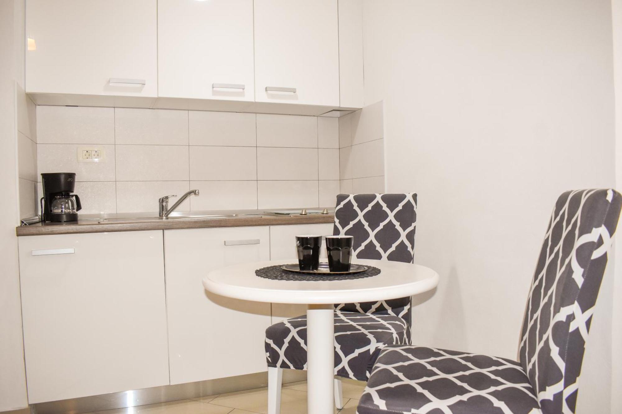 Apartmani Amra Нови-Винодолски Экстерьер фото