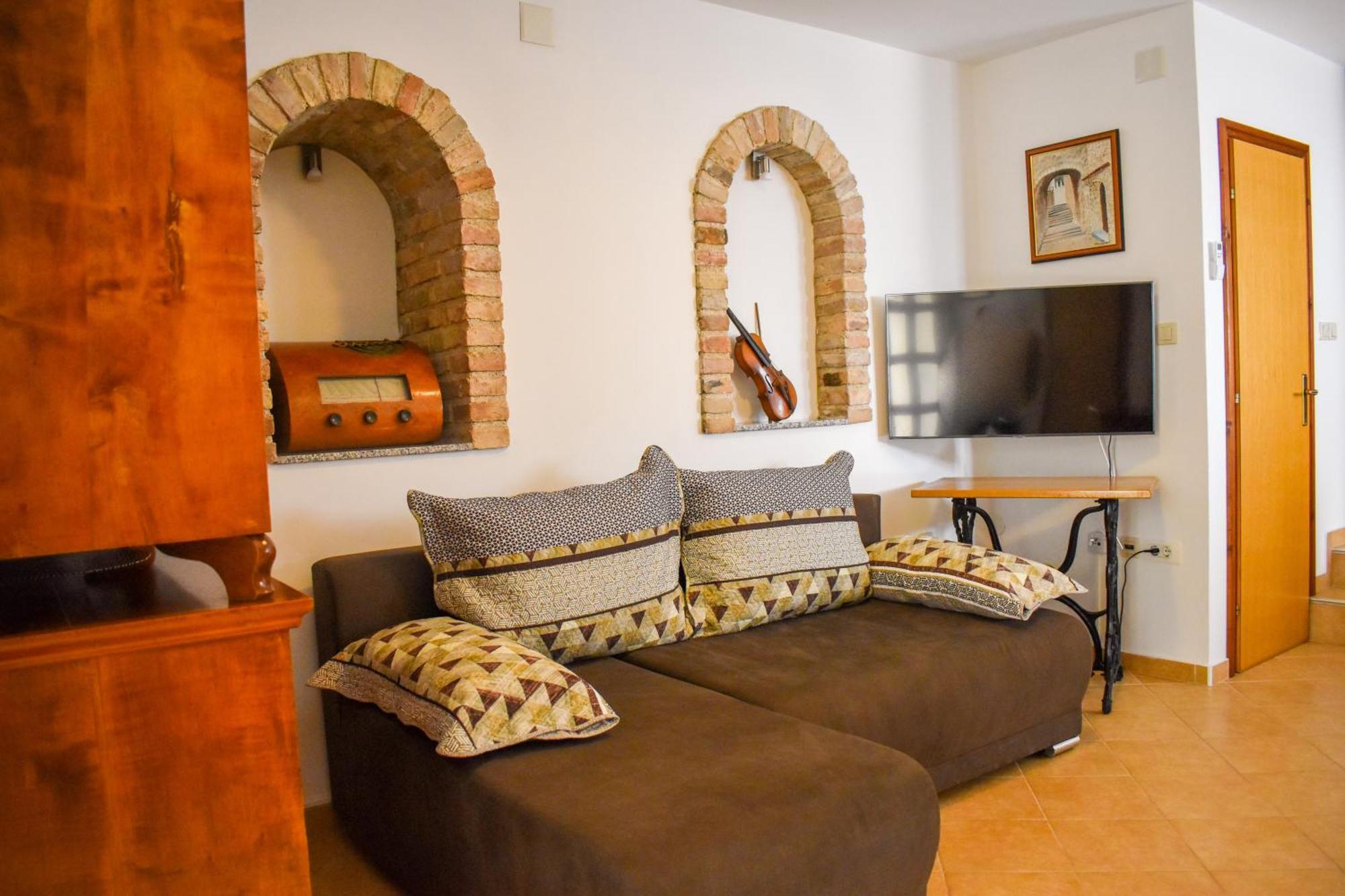Apartmani Amra Нови-Винодолски Экстерьер фото